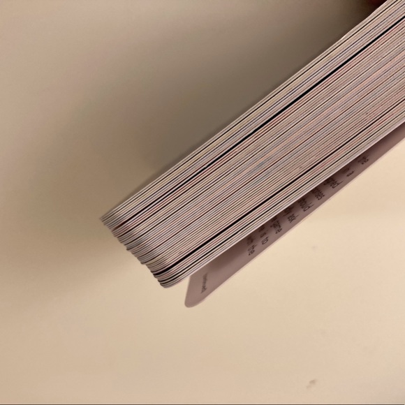 Polite Pigs Manners Card Game - Picture 4 of 5